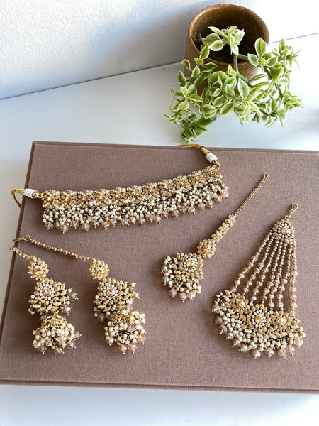 Sanjida Choker Set with Jhumaar