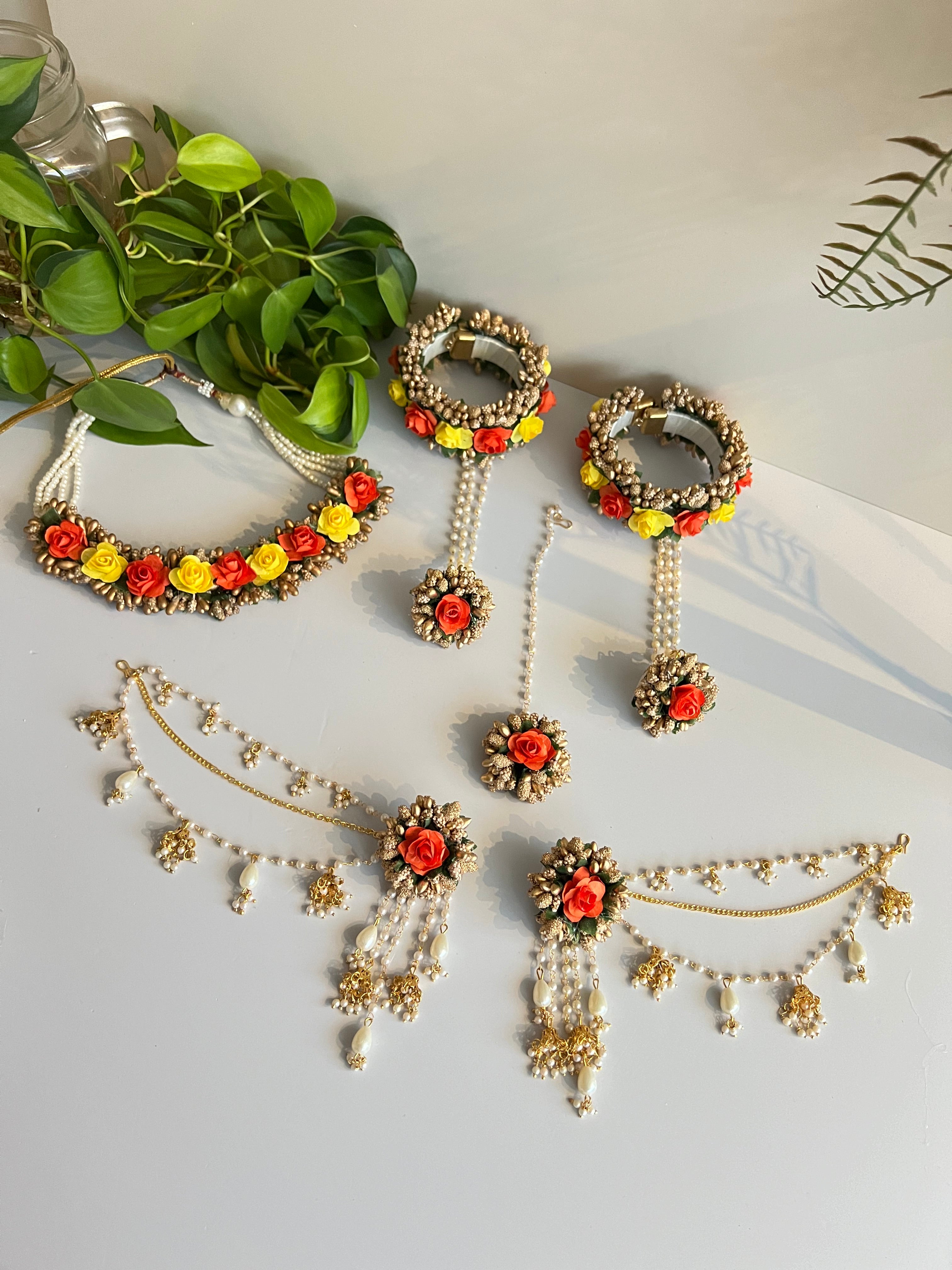 Jasleen Floral Choker Set