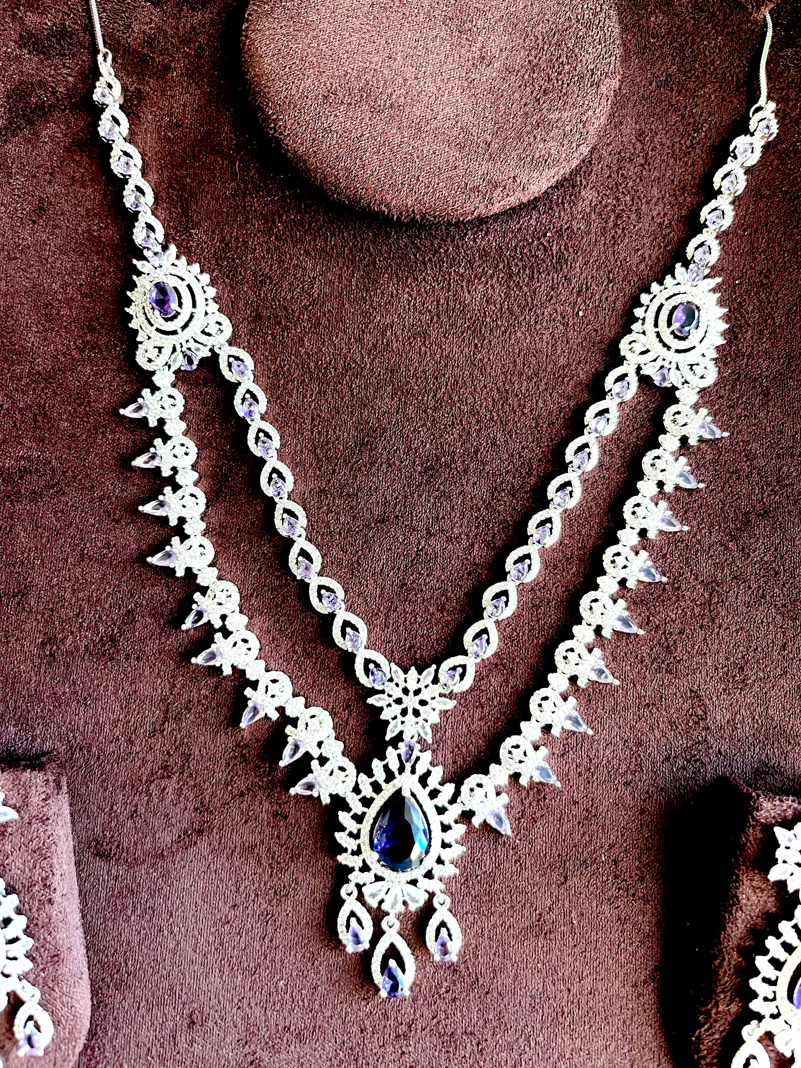 Purnima Necklace Set